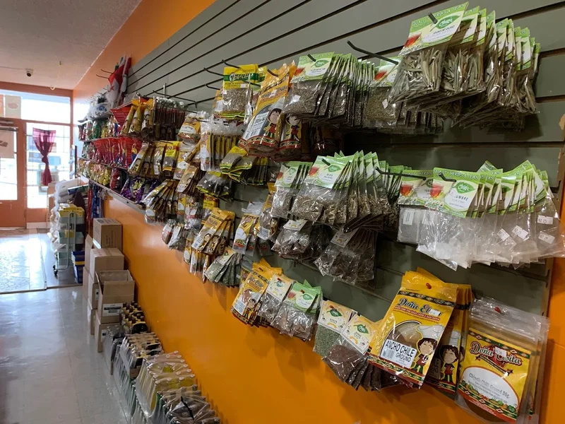 Tienda Panamericana Spanish Latin Store Edmonton (Antes: Tienda de Pacito)