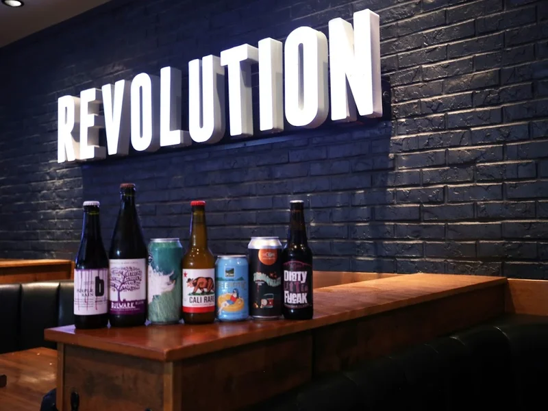 Beer Revolution Craft Beer & Pizza Bar - Unity Square