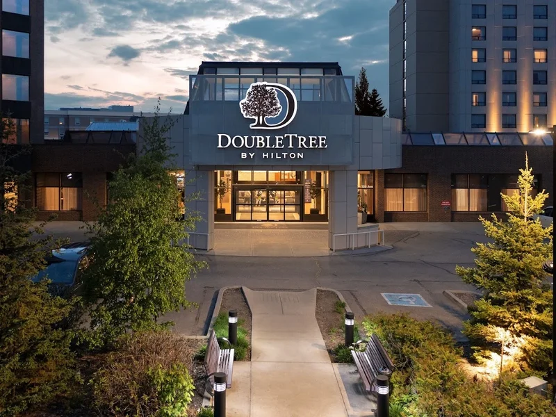 Stages Kitchen & Bar