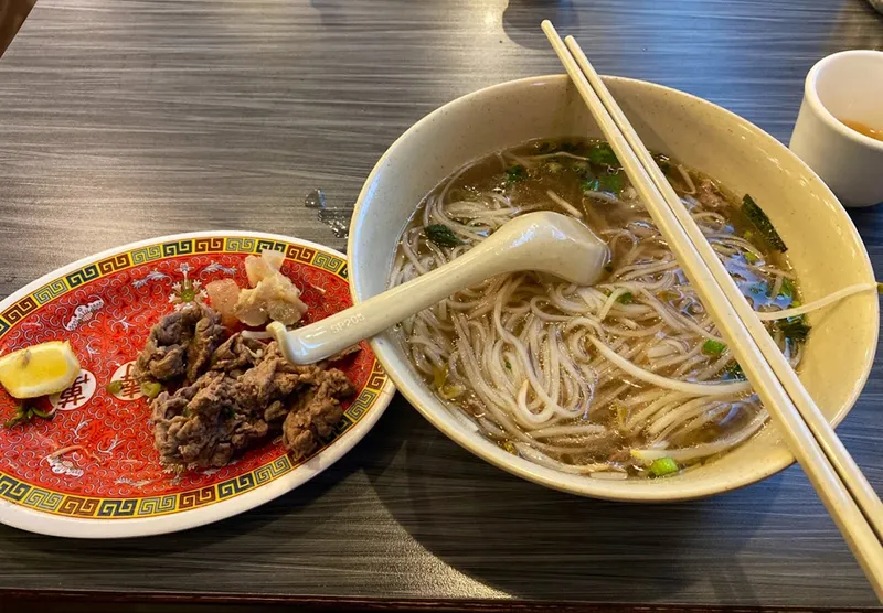 Pho Hoan Pasteur