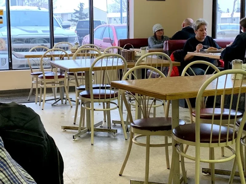 Whistling Kettle Cafe