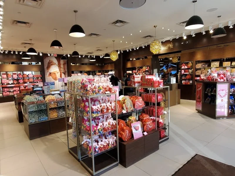 Lindt Chocolate Shop - Edmonton