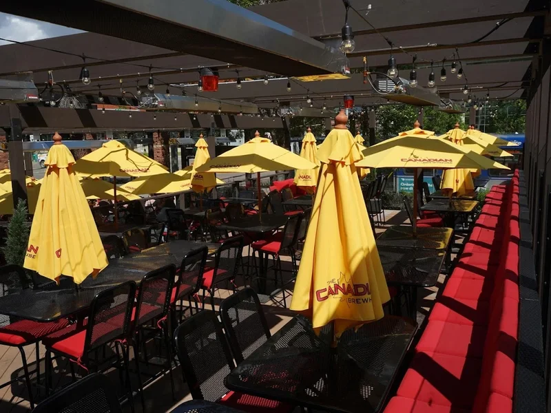 The Canadian Brewhouse (Edmonton Downtown)