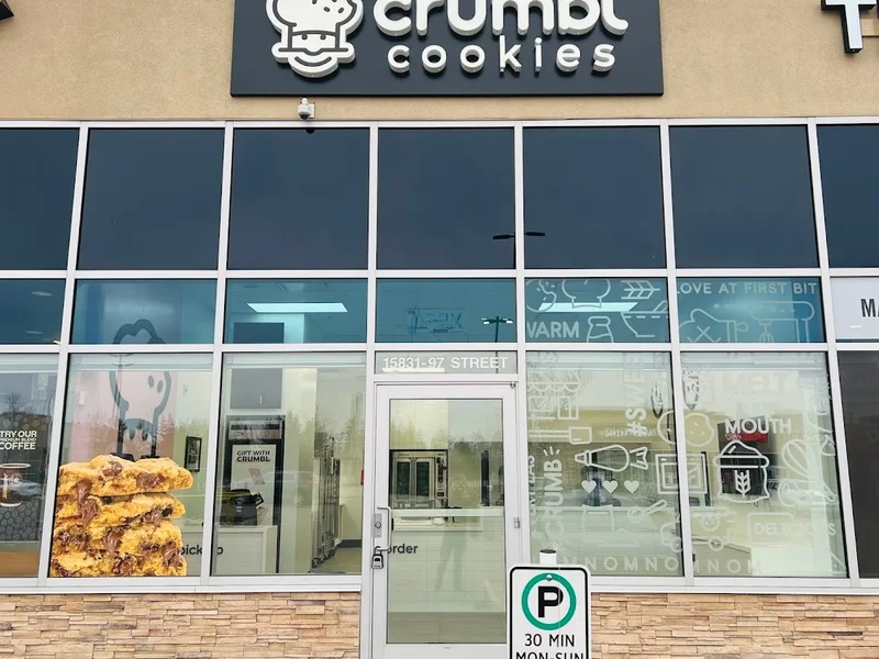 Crumbl - Namao Centre