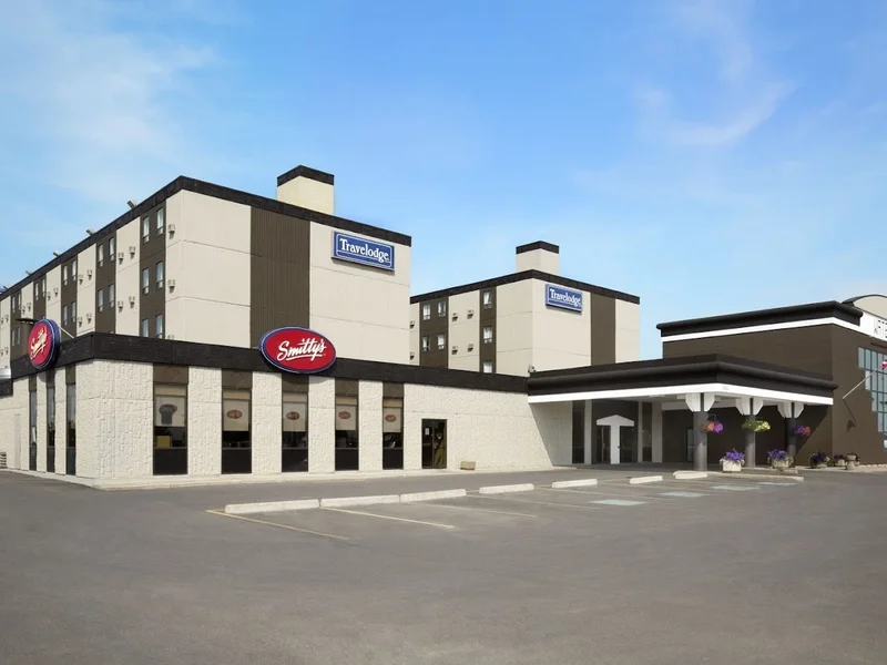Travelodge by Wyndham Edmonton West