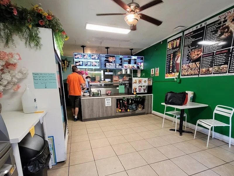 Nhon Hoa Sandwich Bar