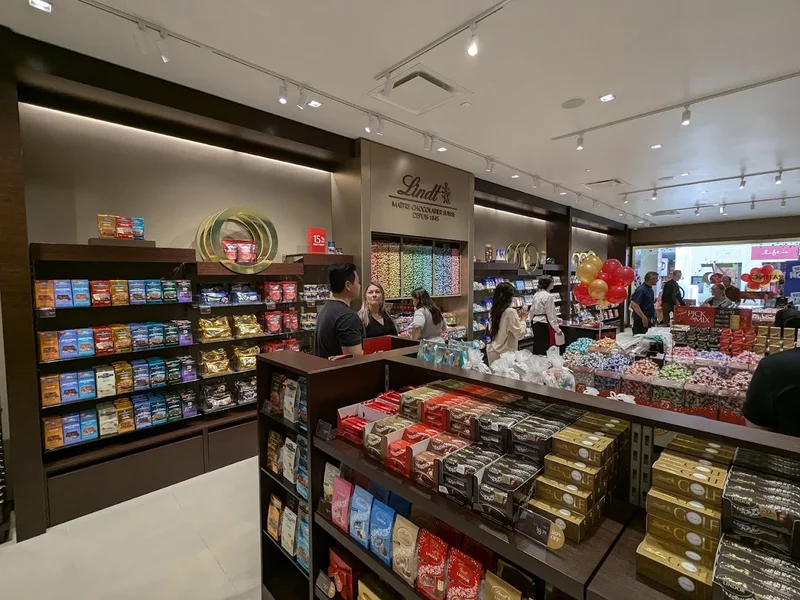 Lindt Chocolate Shop - Edmonton