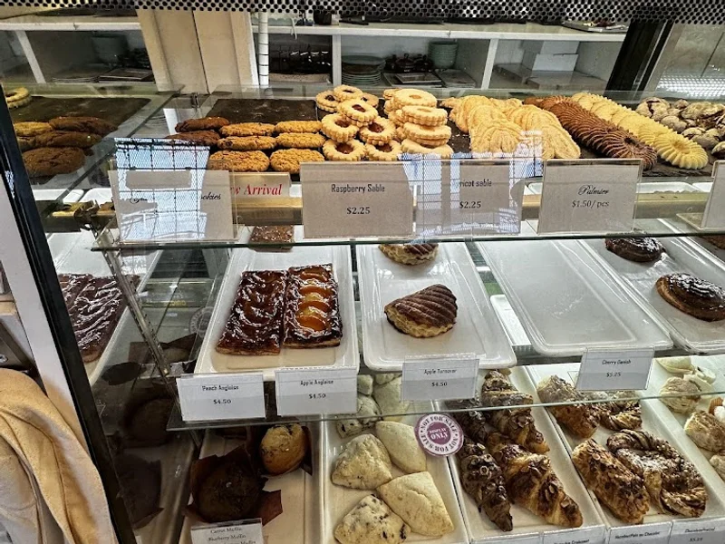 Macarons and Goodies French Bakery - Edmonton