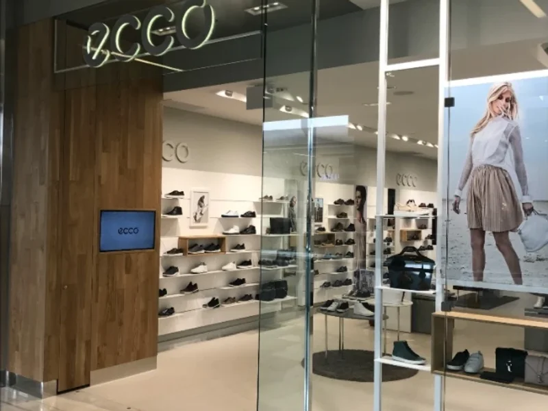 ECCO West Edmonton Mall