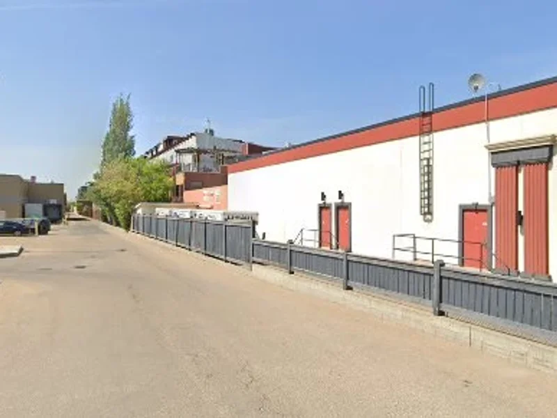 U-Haul Neighborhood Dealer