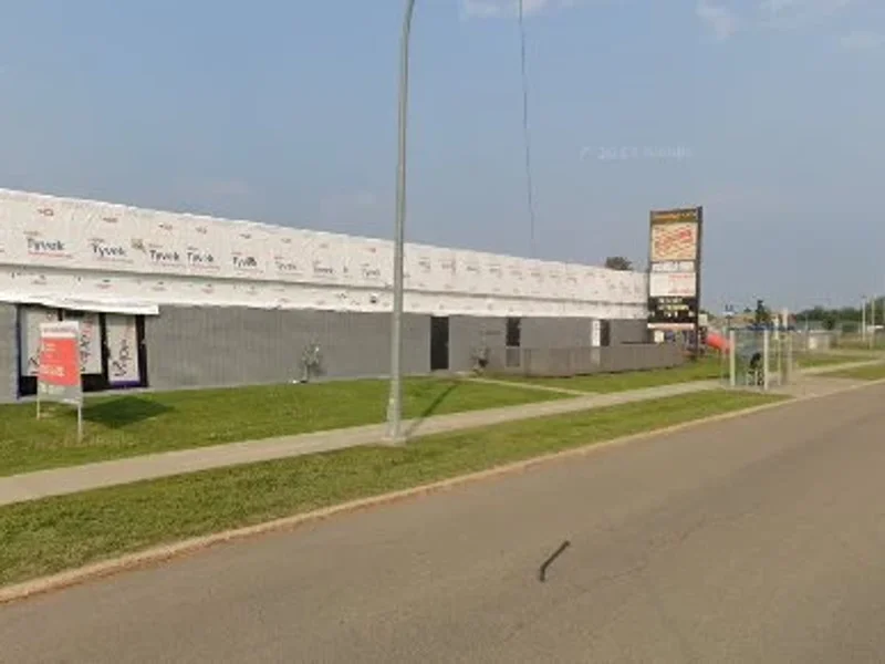 U-Haul Neighborhood Dealer