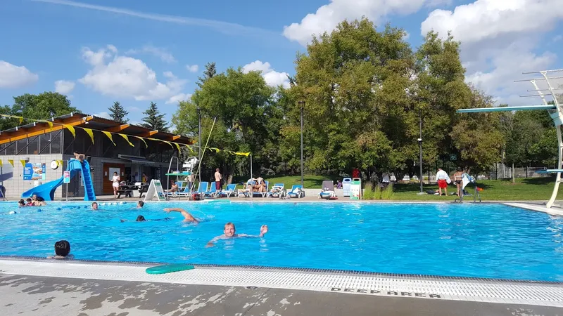 Queen Elizabeth Outdoor Pool