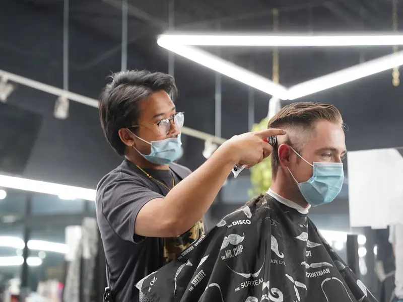 Compound Cut Club ( Barbershop )