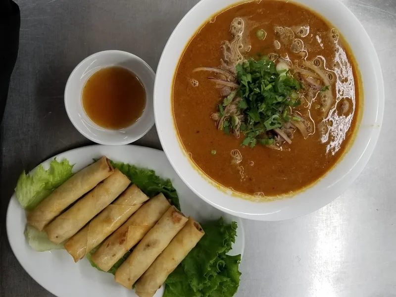 Pho Cuu Long Restaurant