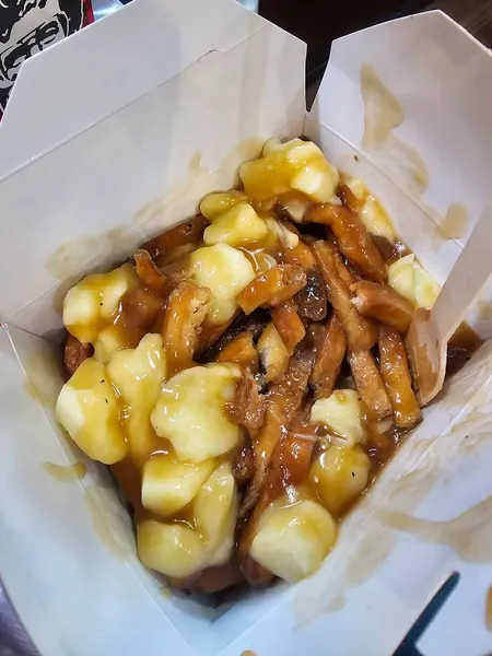 Smoke’s Poutinerie Hamilton