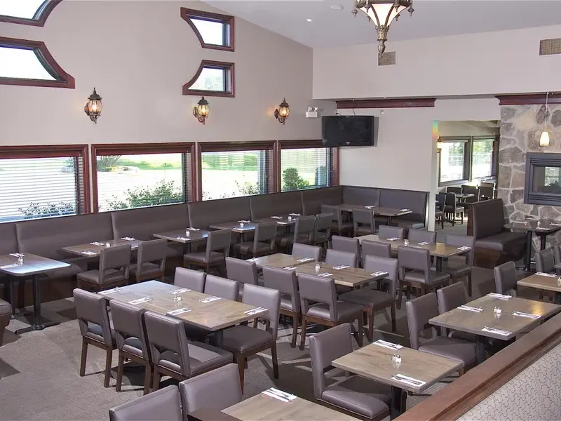 Southcote 53 Tap and Grill