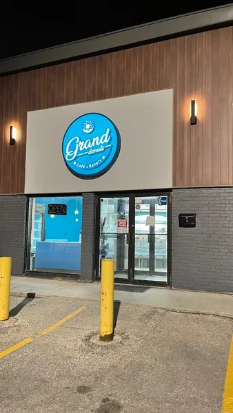 GrandDonut Cafe & Bakery