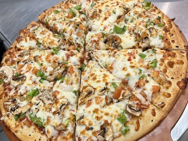 Gitz Pizza & Beverages | Dine in Pizza place | Winnipeg Best Pizza | Best Pizza in Winnipeg Manitoba