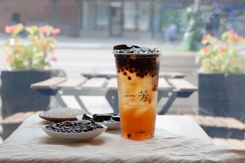 Yi Fang Taiwan Fruit Tea (Hamilton) 一芳水果茶 汉密尔顿店