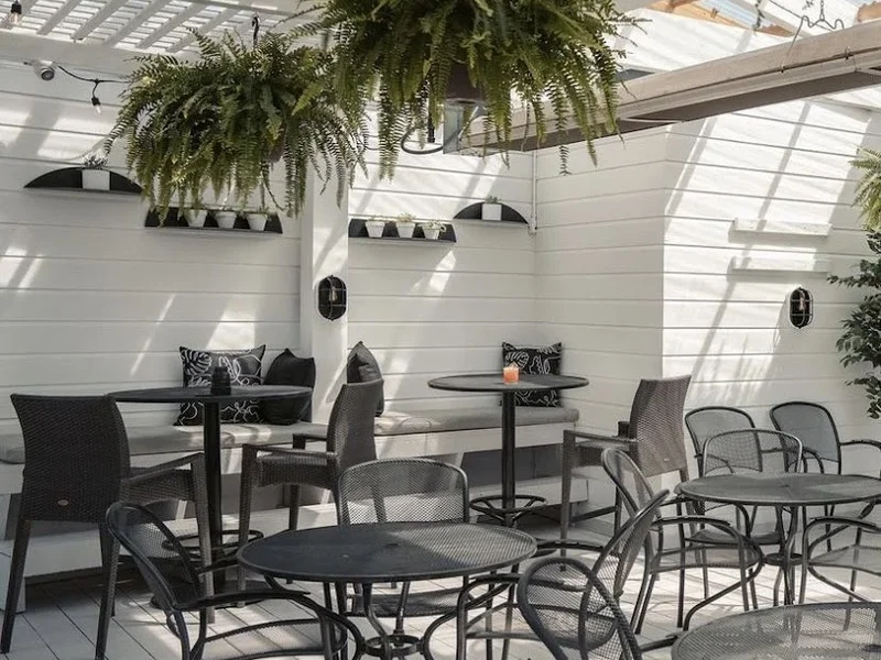 Confusion Corner Drinks + Food