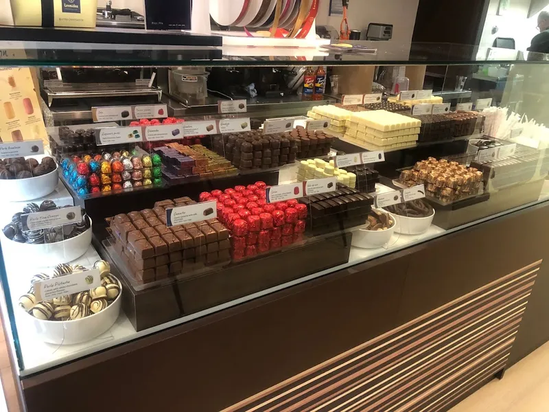 Leonidas Chocolates Cafe