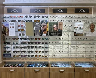 Top 32 eyewear stores in Winnipeg