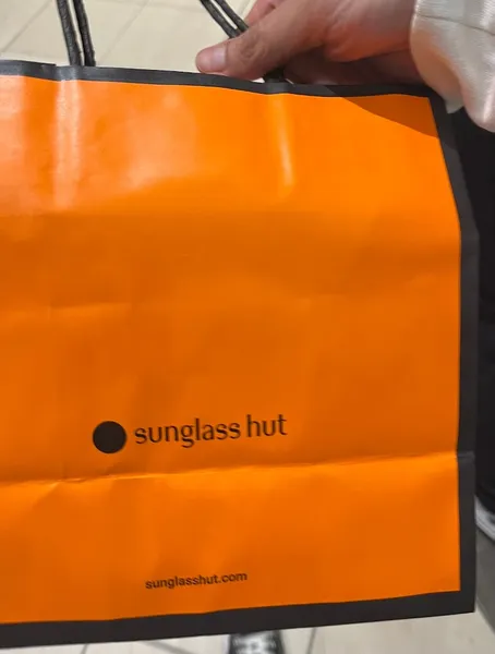 Sunglass Hut