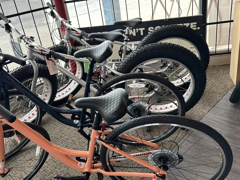 POPEYES CYCLE AND SPORTS