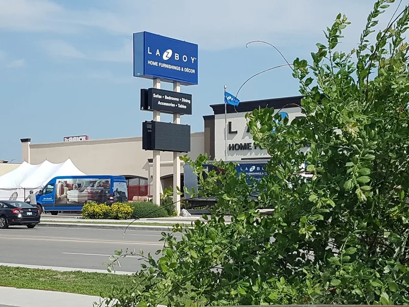 La-Z-Boy Home Furnishings & Decor