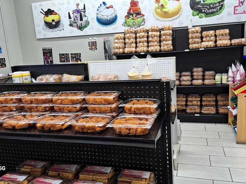 Manohar Vegetarian Bakery (EK)