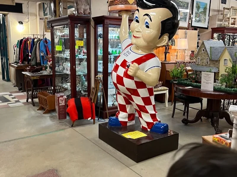 Johnston Terminal Antique Mall