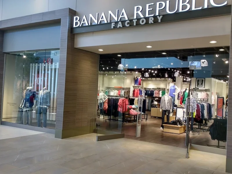 Banana Republic Factory Store