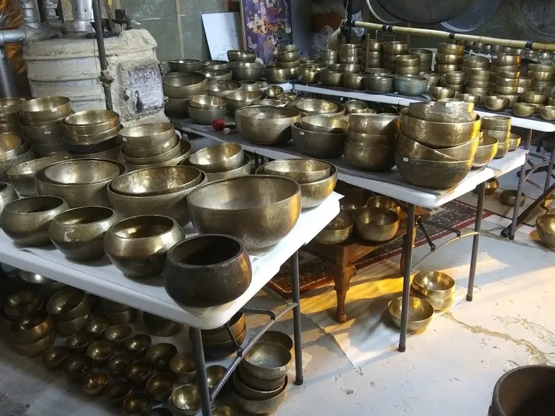 Kami Singing Bowls and Handicrafts