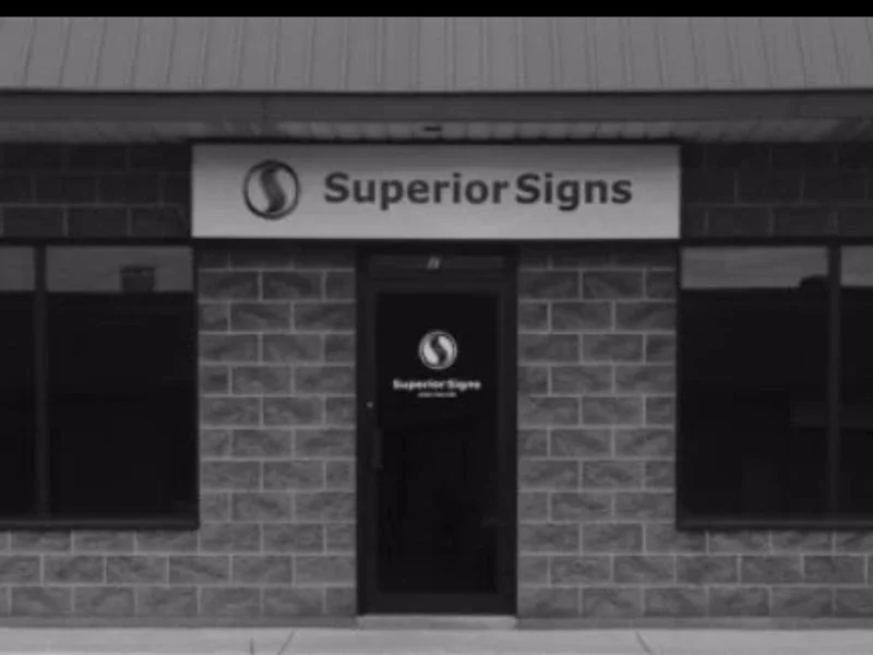superior signs hamilton