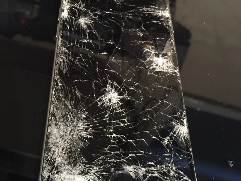 Winnipeg iPhone Repair iPhone iPad Macbook Computer Services