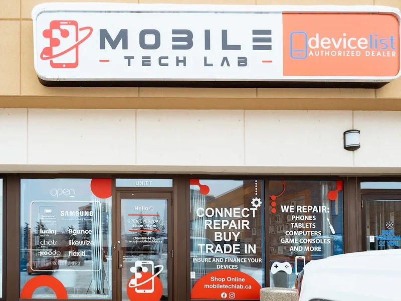 Mobile Tech Lab Tuxedo