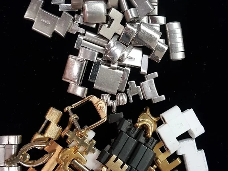 Watch & Jewelry Repair @ Hudson's Bay