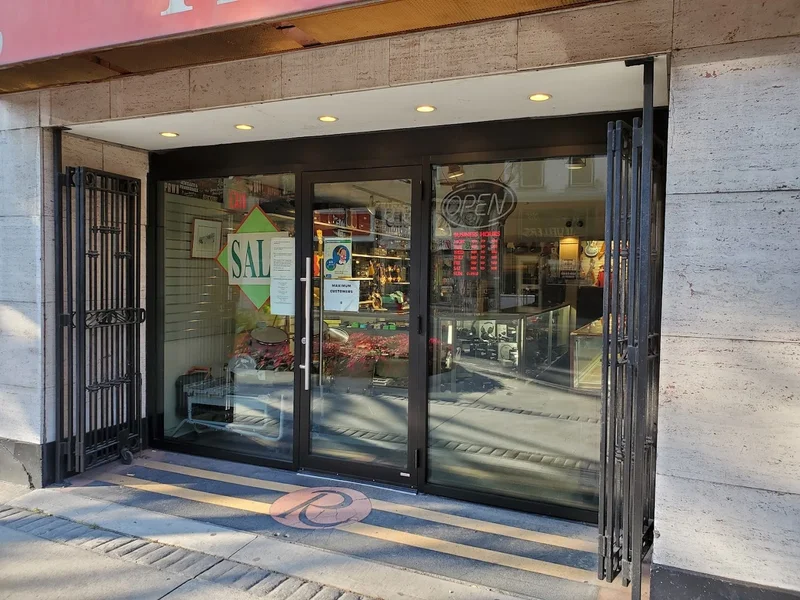 G W Thompson Jeweller And Pawnbroker Inc