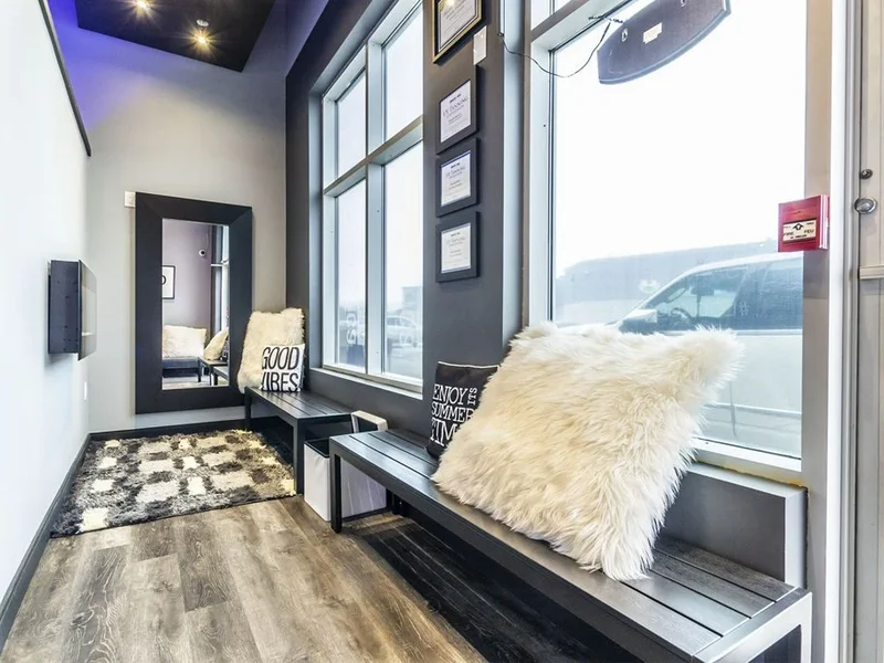 Sol’exotica | Tanning, Red Light Therapy & Wellness Spa