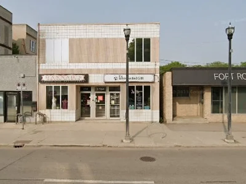 Hannah's Dress Maker