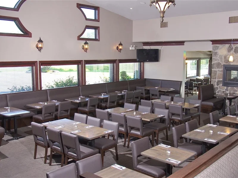 Southcote 53 Tap and Grill