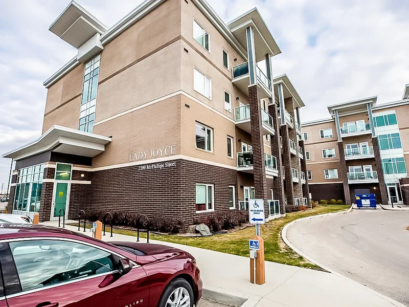 Lady Joyce Apartments - Skyline Living