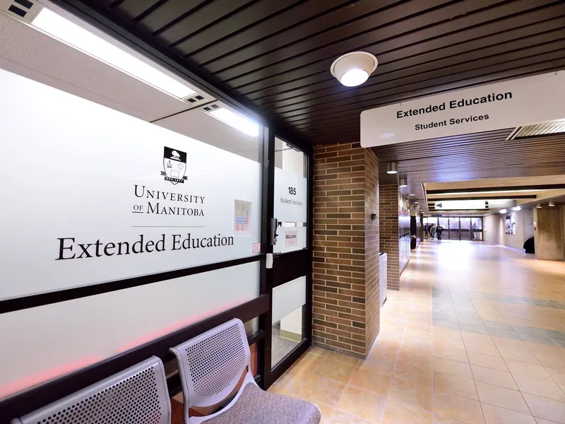 University of Manitoba, Extended Education