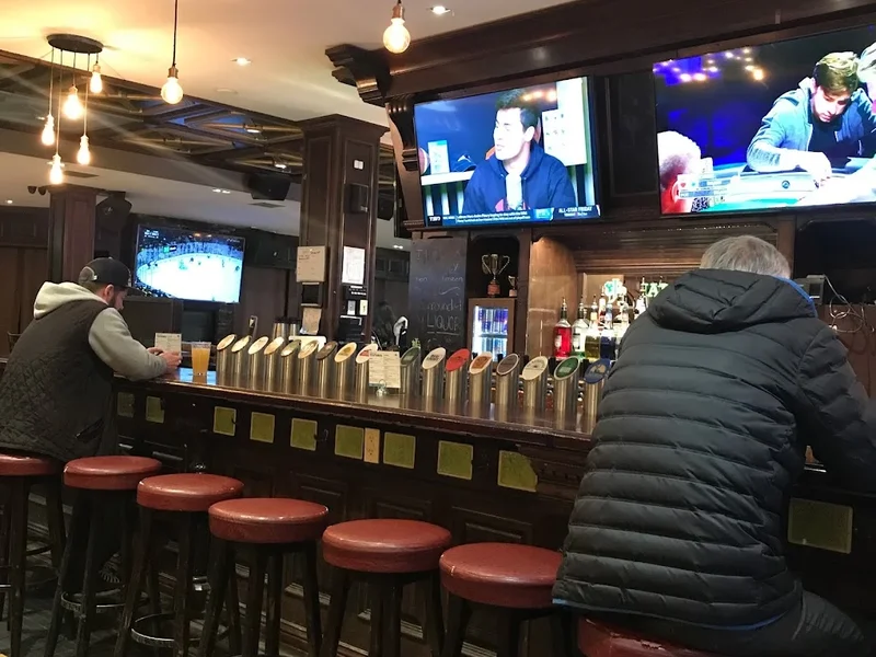 Jamesons Pub - 17th Ave