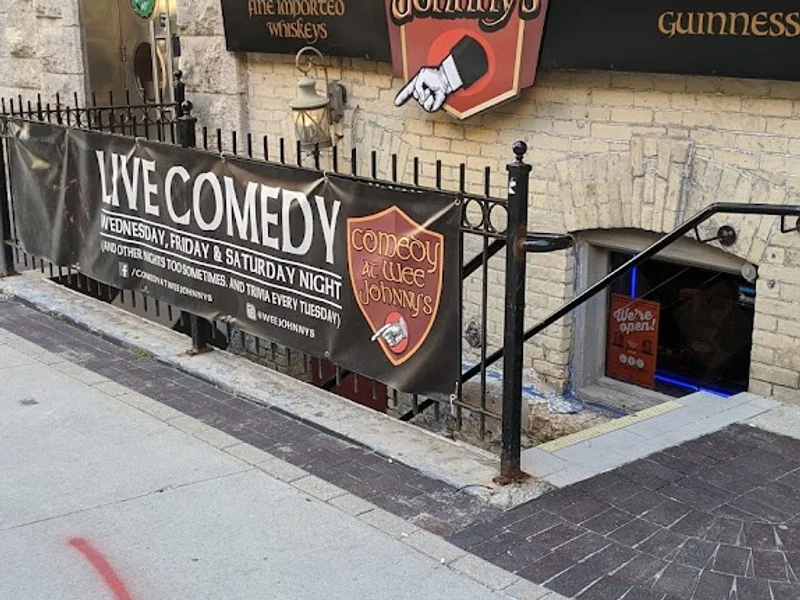 Wee Johnny's Irish Pub