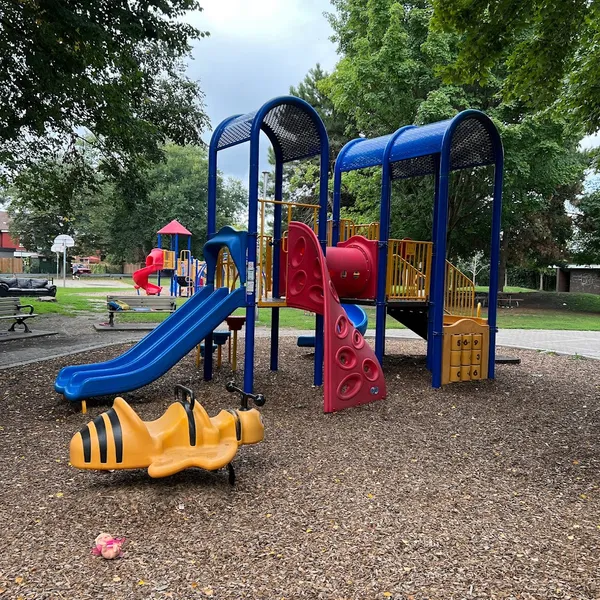 Vine Avenue Playground