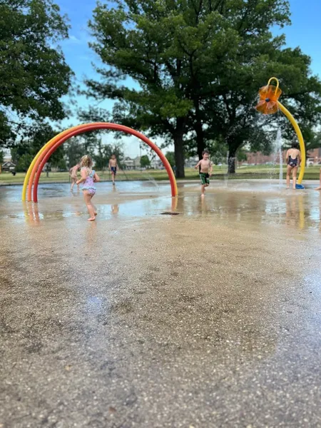 Water pad playground