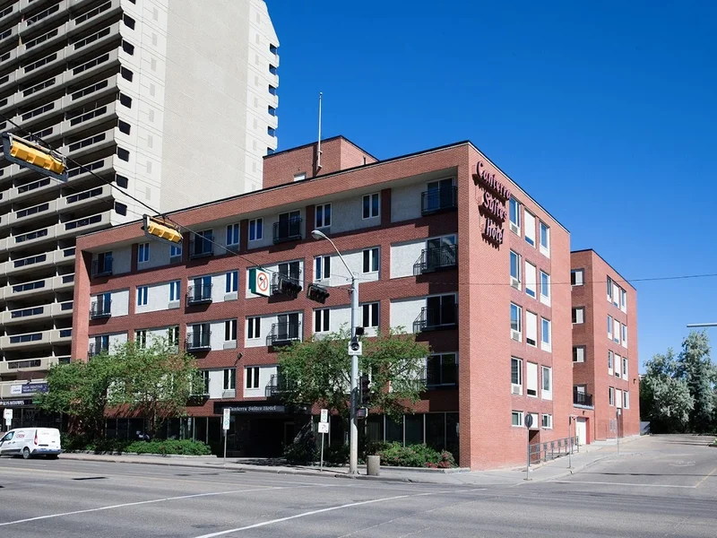 Canterra Suites Hotel