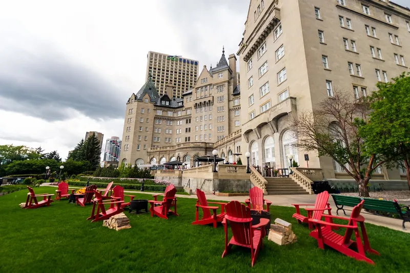 Fairmont Hotel Macdonald