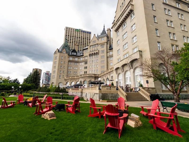 Fairmont Hotel Macdonald